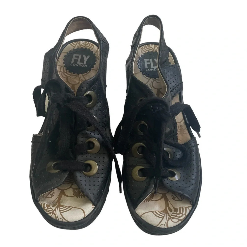 Fly London YLFA Lace Up Wedge Size 6.5